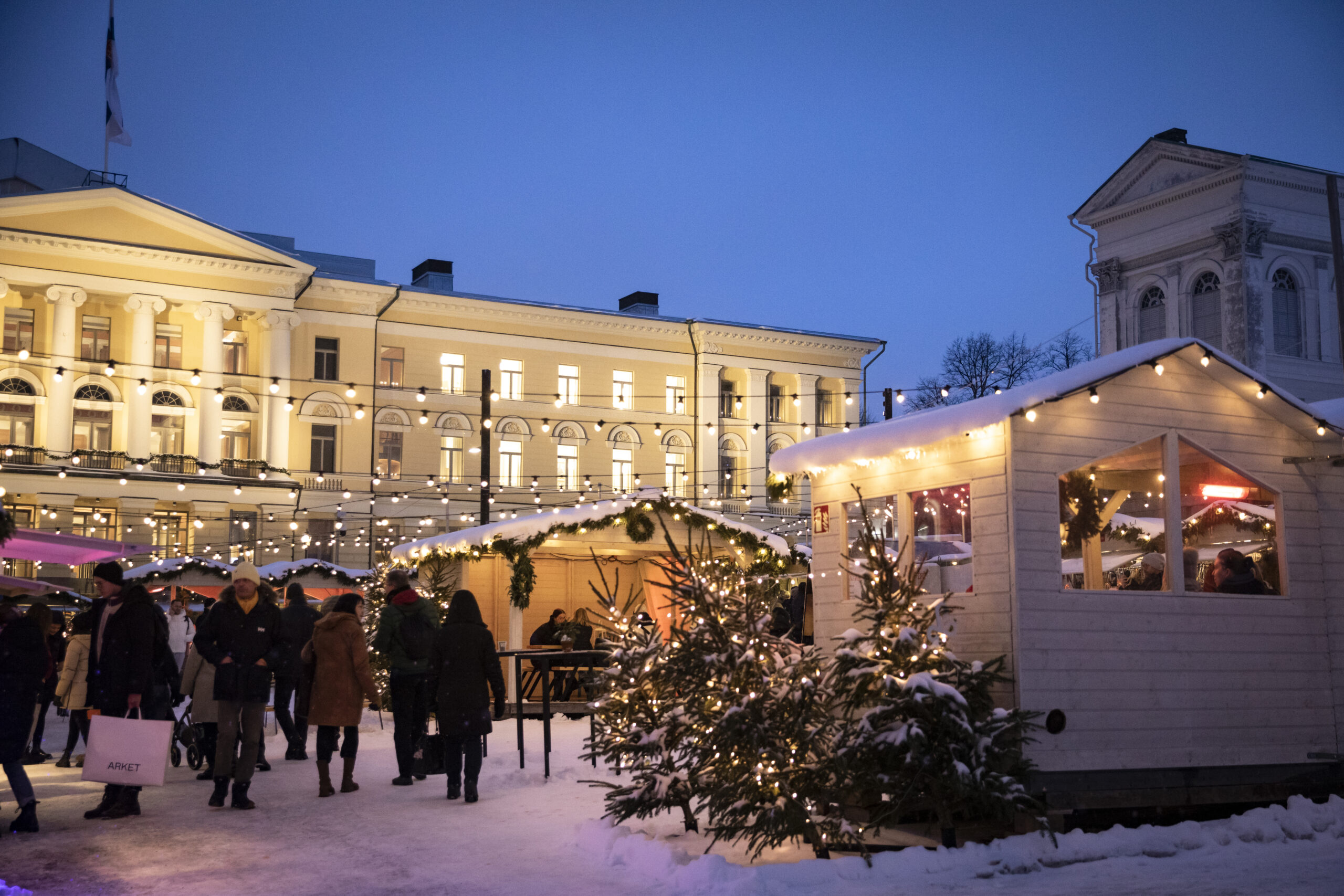 Tomasmarknaden som anses vara ett av världens bästa jultorg öppnar på fredagen